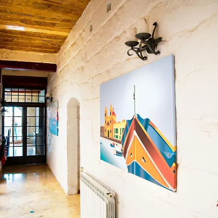 Enchanting Retreat With 5 Bedrooms In Gozo