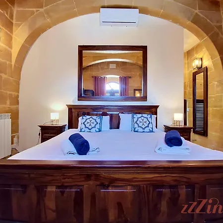 Enchanting Retreat With 5 Bedrooms In Gozo Villa