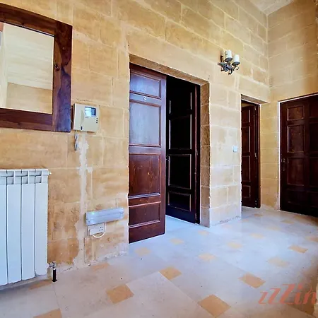 Enchanting Retreat With 5 Bedrooms In Gozo * Gharb (Gozo)