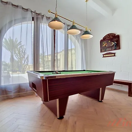 Villa Enchanting Retreat With 5 Bedrooms In Gozo *