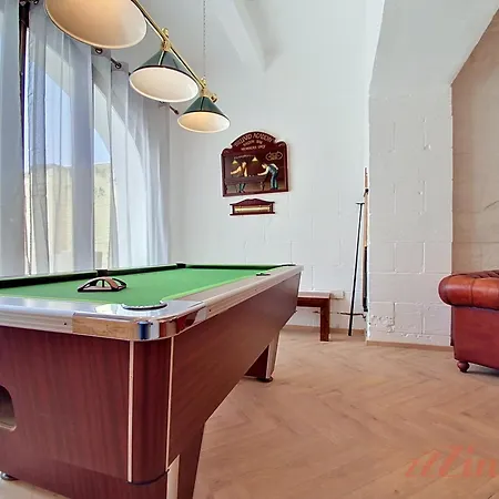 Enchanting Retreat With 5 Bedrooms In Gozo * Gharb (Gozo)