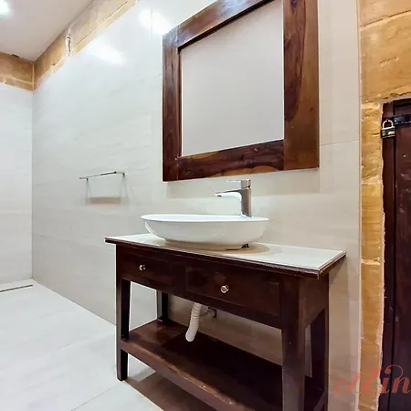 Enchanting Retreat With 5 Bedrooms In Gozo *