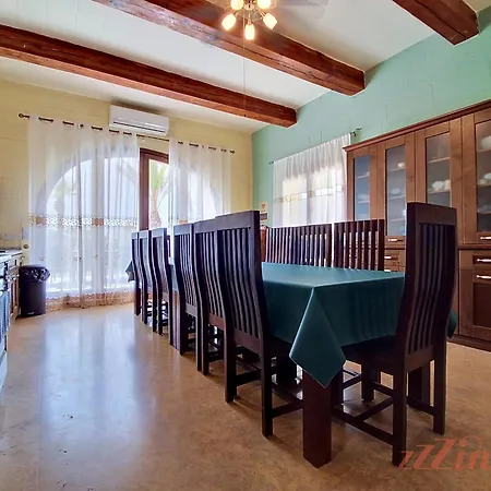 Enchanting Retreat With 5 Bedrooms In Gozo Gharb (Gozo)