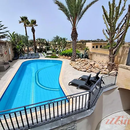 Enchanting Retreat With 5 Bedrooms In Gozo Villa Gharb (Gozo)