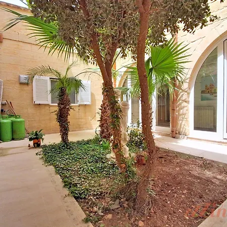 Enchanting Retreat With 5 Bedrooms In Gozo Villa Gharb (Gozo)